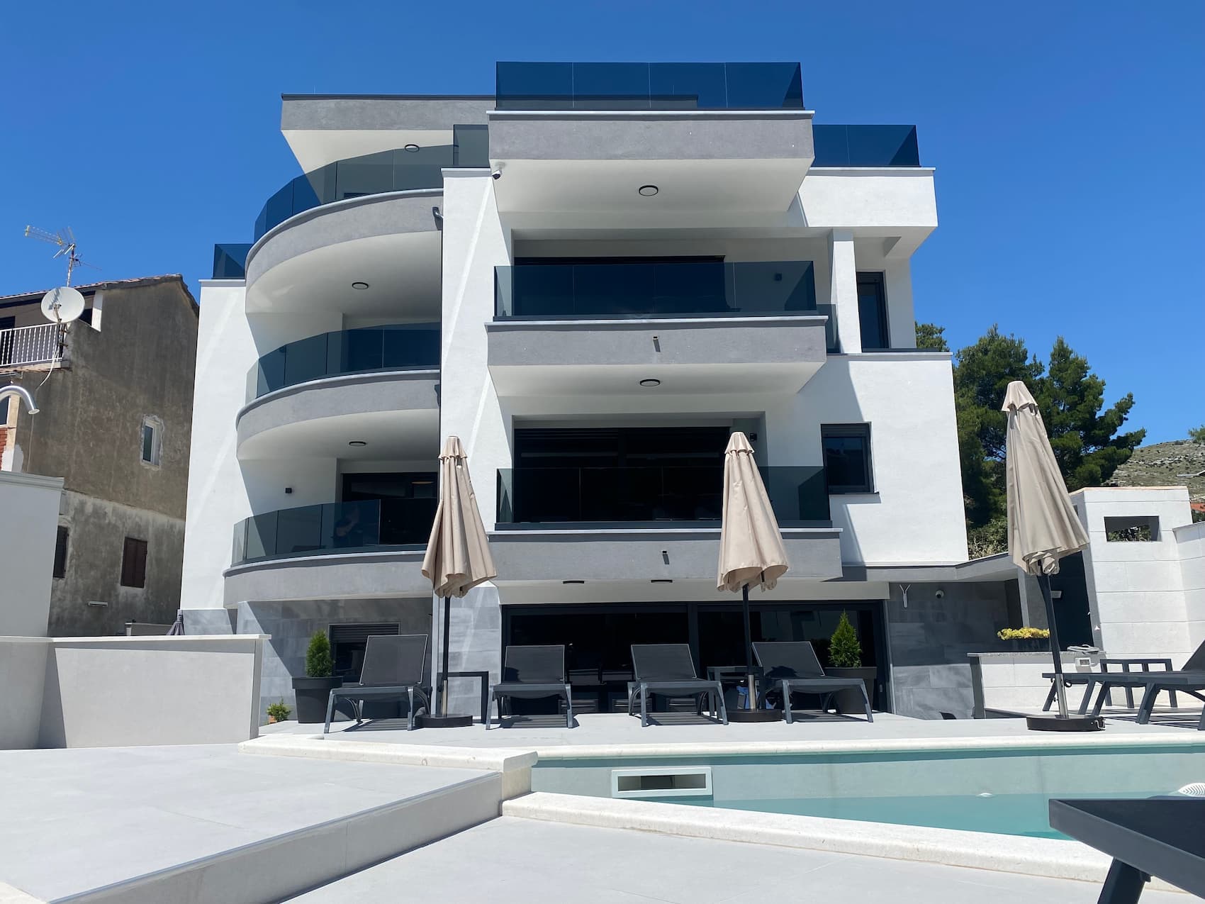 White Pearl Villa exterior