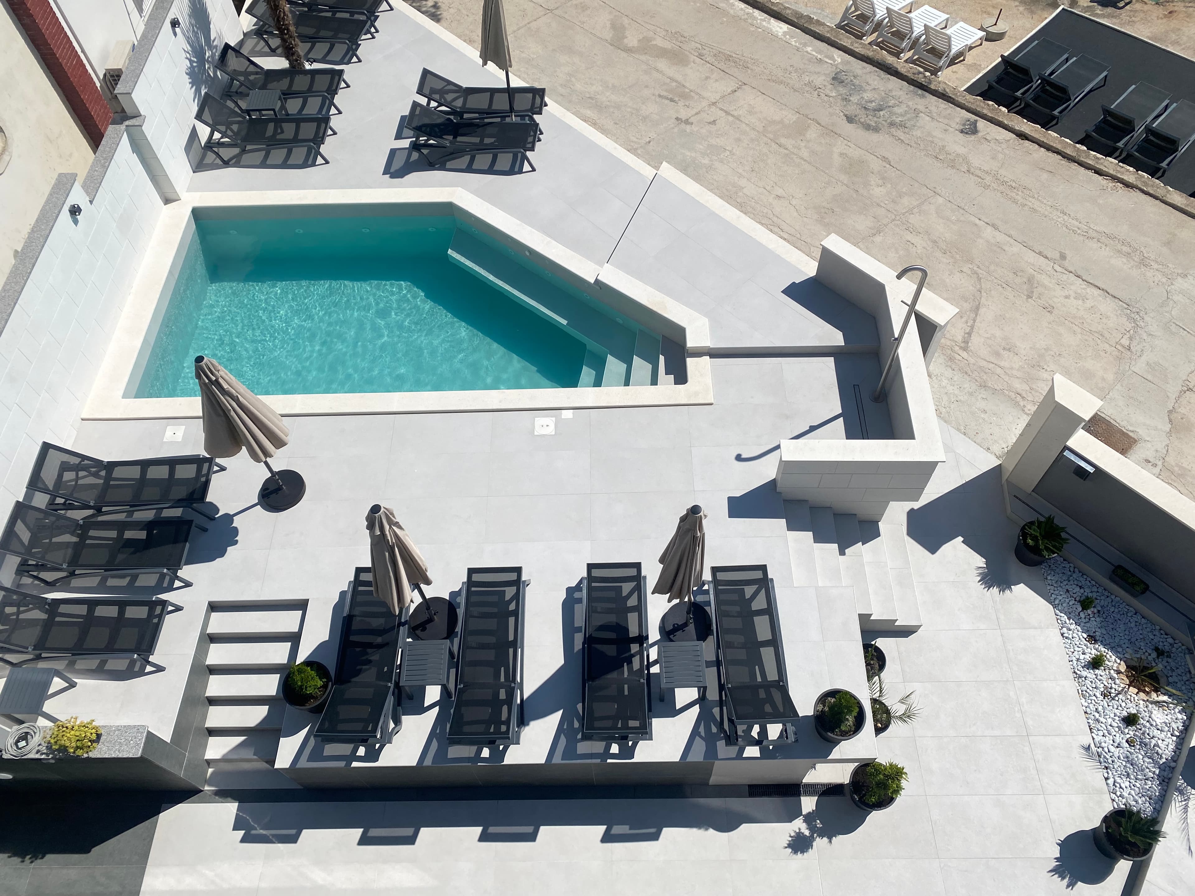 Swimming pool at White Pearl Apartments