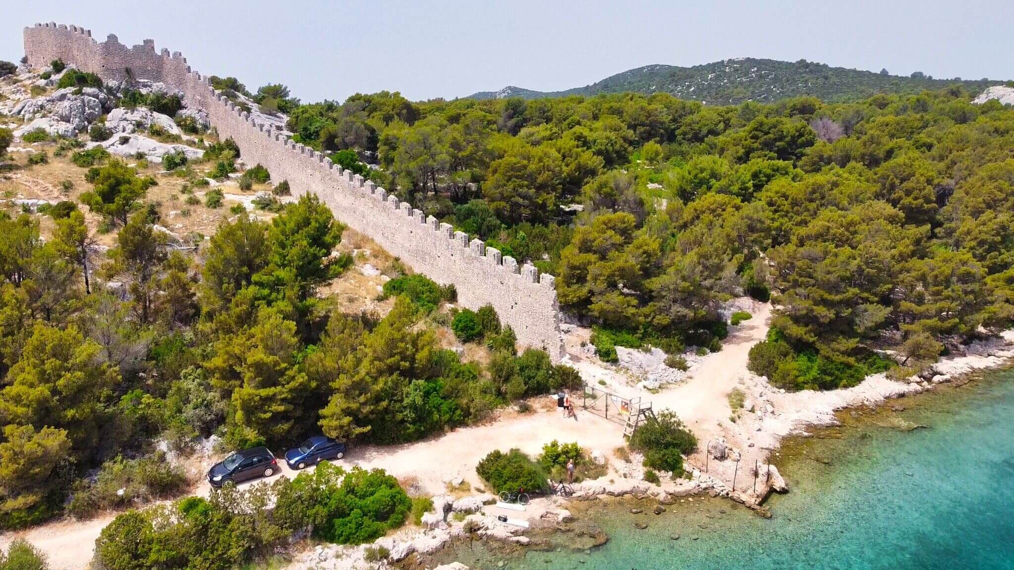 Discovering the Šibenik riviera: sea's healing touch and the enigmatic "Chinese Wall"
